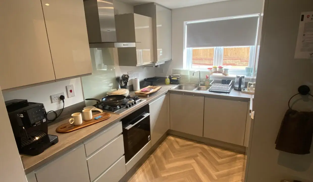 Serviced Accommodation Corby Kitchen