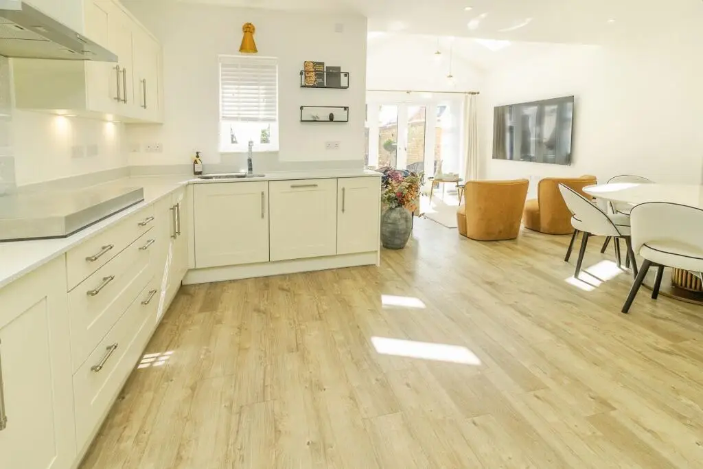 Serviced Accommodation Milton Keynes, Open Plan Living Space